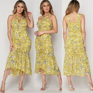 βοΈ Yellow Ruched Keyhole Mermaid Dress